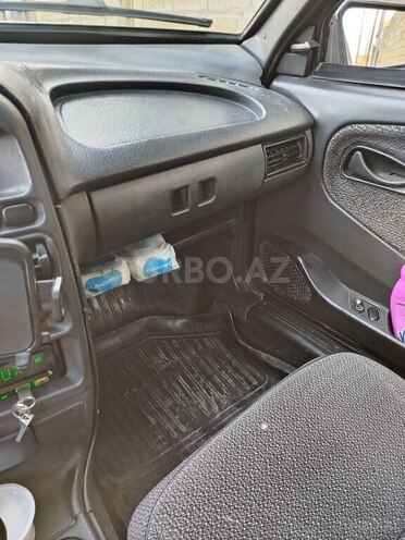 LADA (VAZ) 2115 2005, 300,000 km - 1.5 l - Şamaxı