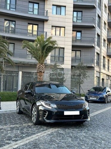 Kia K5-3