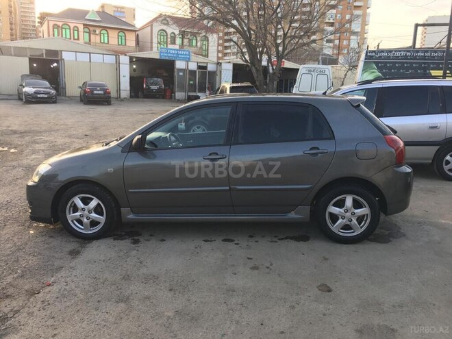 Toyota Corolla 2005, 260,000 km - 1.4 l - Bakı
