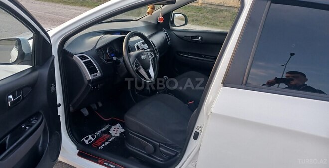 Hyundai i20 2010, 296,569 km - 1.4 l - Bakı
