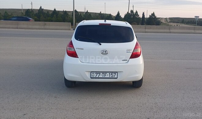 Hyundai i20 2010, 296,569 km - 1.4 l - Bakı