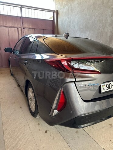 Toyota Prius Prime 2017, 64,000 km - 1.8 l - Bakı