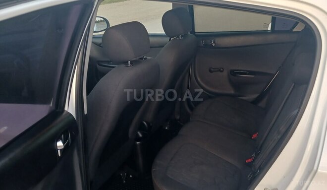 Hyundai i20 2010, 296,569 km - 1.4 l - Bakı