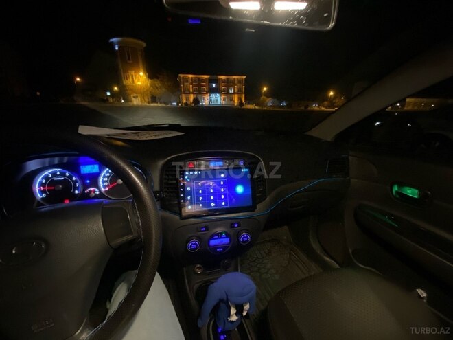 Hyundai Accent 2010, 300,000 km - 1.6 л - Naxçıvan