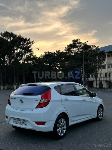 Hyundai Accent 2015, 150,000 km - 1.6 l - Sumqayıt