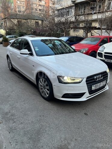 Audi A4 2015, 144,000 km - 1.8 л - Bakı