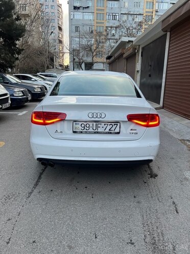 Audi A4 2015, 144,000 km - 1.8 л - Bakı
