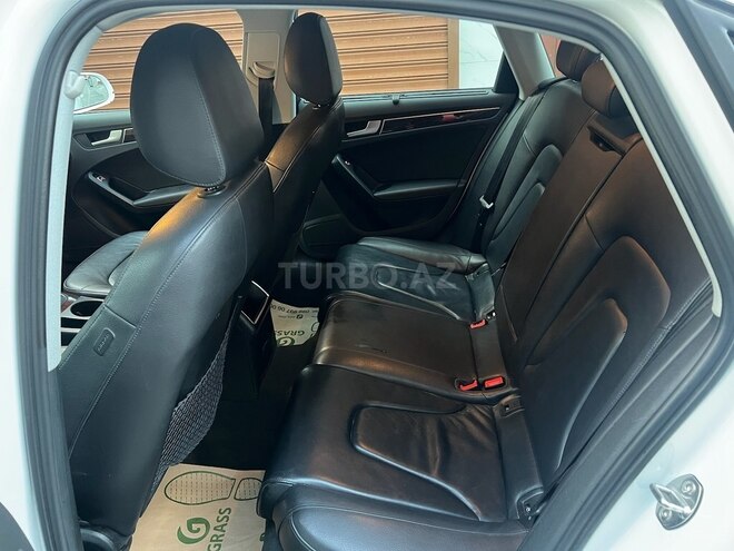 Audi A4 2015, 144,000 km - 1.8 л - Bakı