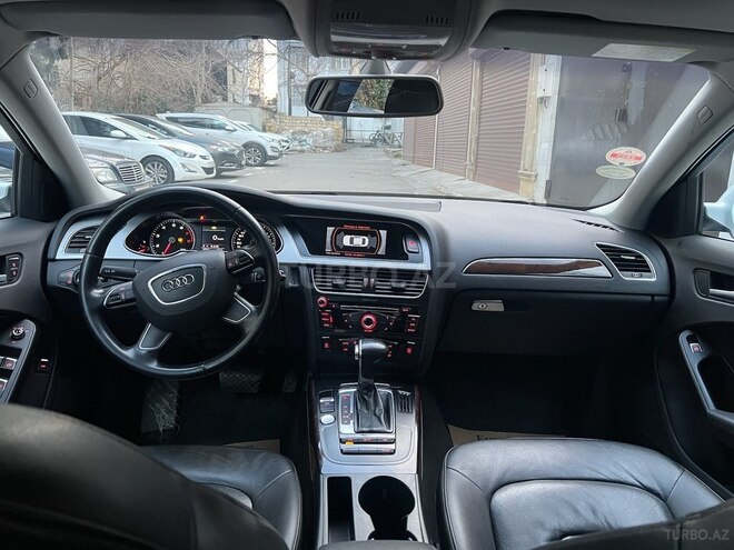 Audi A4 2015, 144,000 km - 1.8 л - Bakı