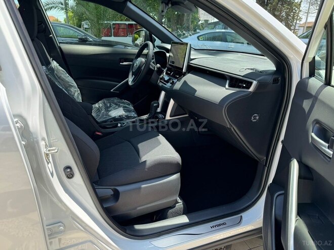 Toyota Corolla Cross 2025, 0 km - 2.0 l - Lənkəran