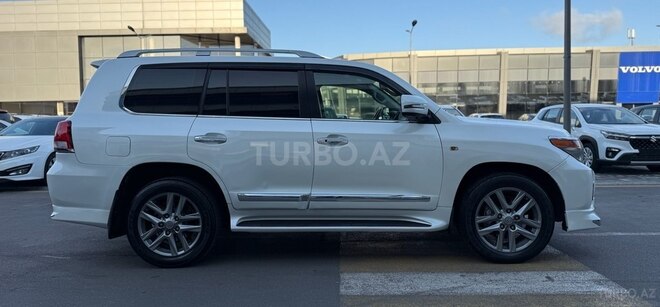 Toyota Land Cruiser-11