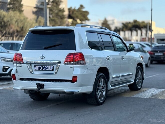 Toyota Land Cruiser-10