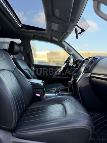 Toyota Land Cruiser-18
