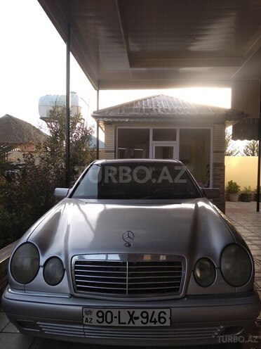 Mercedes E 240 1997, 200,000 km - 2.4 l - Cəlilabad