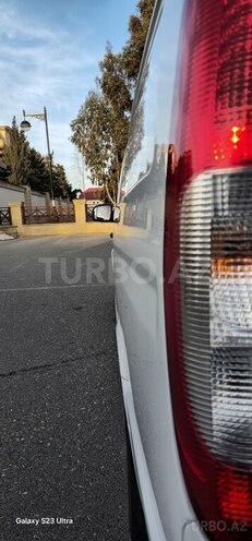Mercedes Vito 2010, 380,000 km - 2.2 l - Bakı