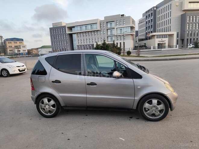 Mercedes A 190 2000, 283,000 km - 1.9 l - Bakı