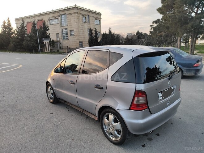 Mercedes A 190 2000, 283,000 km - 1.9 l - Bakı