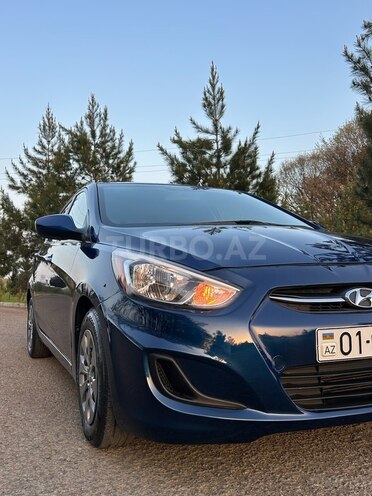 Hyundai Accent 2015, 180,000 km - 1.6 l - Masallı