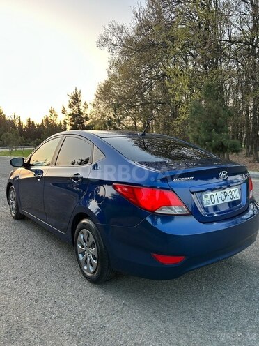 Hyundai Accent 2015, 180,000 km - 1.6 l - Masallı
