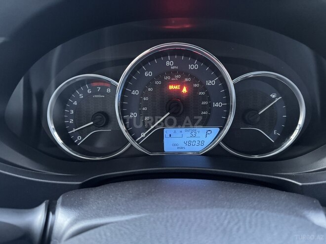 Toyota Corolla 2015, 77,300 km - 1.8 l - Bakı