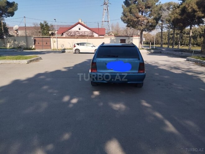 Mercedes C 220 d 1999, 237,930 km - 2.2 л - Bakı