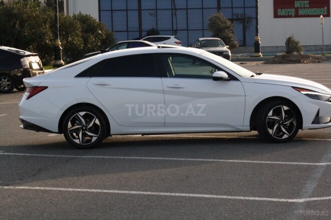 Hyundai Elantra 2023, 36,300 km - 1.6 л - Bakı