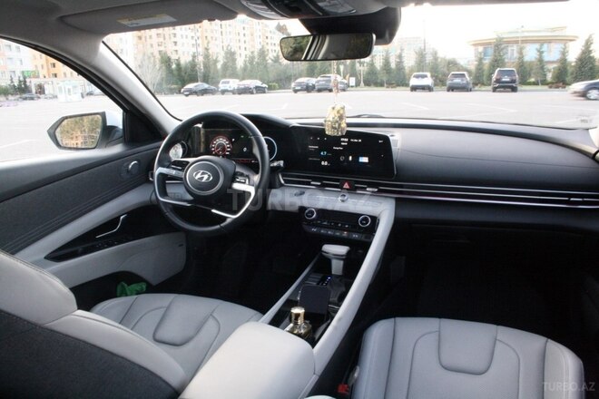 Hyundai Elantra 2023, 36,300 km - 1.6 л - Bakı