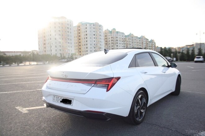 Hyundai Elantra 2023, 36,300 km - 1.6 л - Bakı