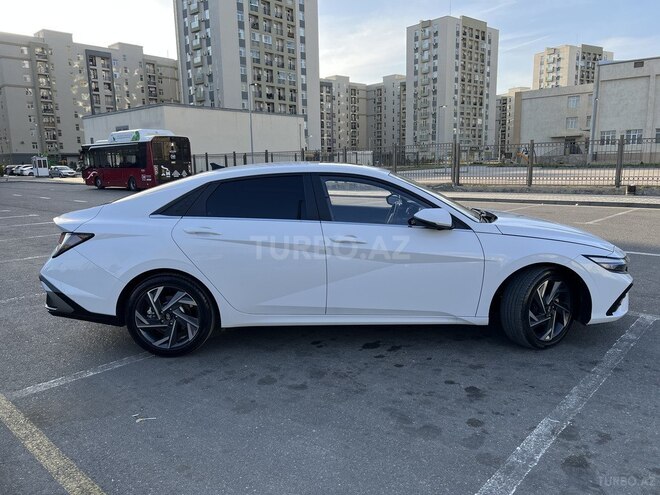 Hyundai Elantra 2024, 21,000 km - 1.5 l - Bakı