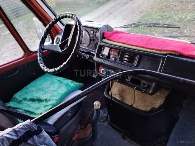 Mercedes 308 D 1979, 645,454 km - 2.3 l - Biləsuvar