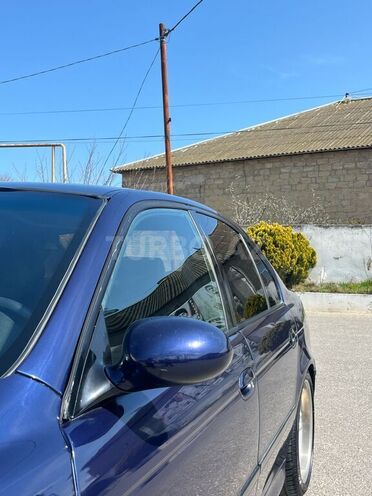 BMW 528 1997, 410,000 km - 2.8 l - Bakı