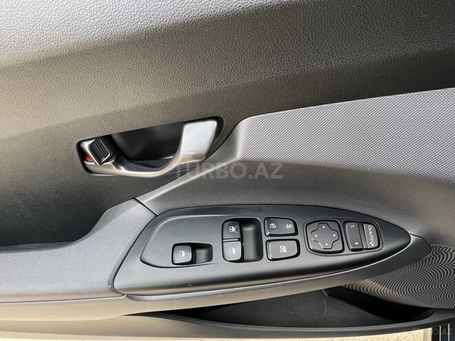 Hyundai Veloster 2018, 100,000 km - 1.6 л - Bakı