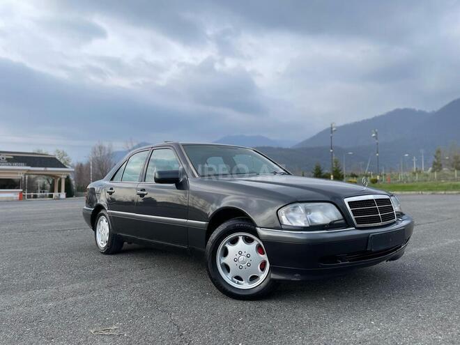 Mercedes C 220 1994, 450,000 km - 2.2 л - Qəbələ