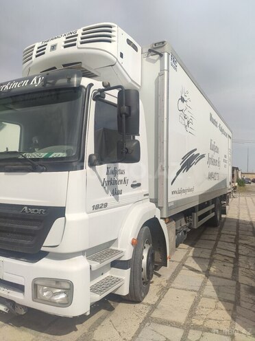 Mercedes Axor 1829 2007, 540,000 km - 6.4 л - Bakı