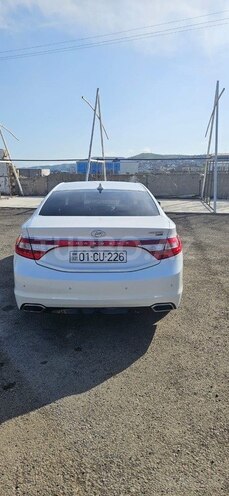 Hyundai Grandeur 2015, 200,113 km - 2.2 л - Bakı