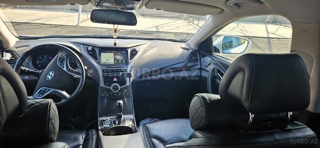 Hyundai Grandeur 2015, 200,113 km - 2.2 л - Bakı