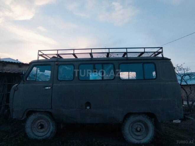 UAZ 452 1978, 10,000 km - 2.5 л - Quba