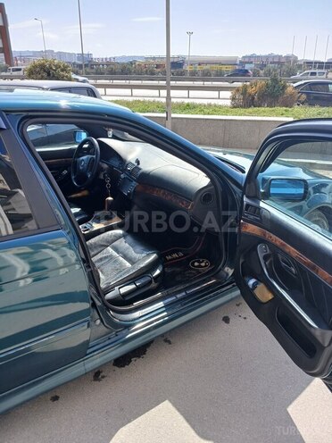 BMW 528 1998, 310,000 km - 2.8 l - Bakı