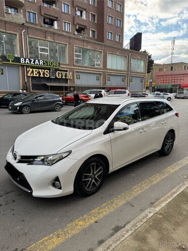 Toyota Auris 2014, 222,000 km - 1.4 l - Bakı