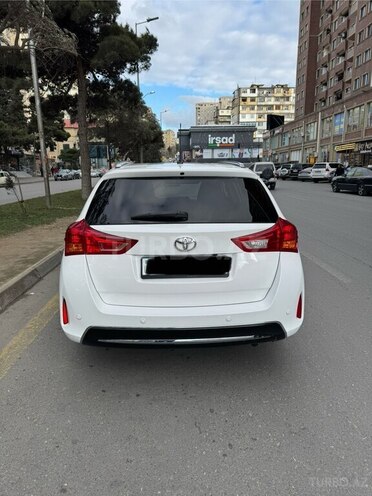 Toyota Auris 2014, 222,000 km - 1.4 l - Bakı