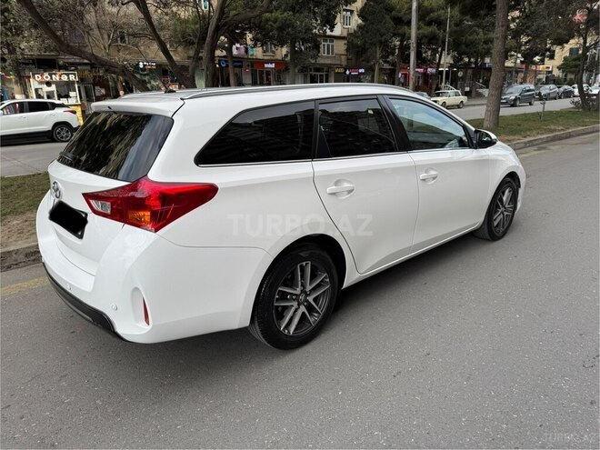 Toyota Auris 2014, 222,000 km - 1.4 l - Bakı