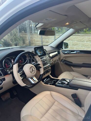 Mercedes GLS 450 4MATIC-5