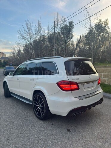 Mercedes GLS 450 4MATIC-11