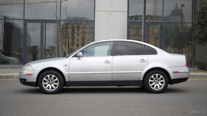 Volkswagen Passat 2002, 307,509 km - 1.8 л - Bakı