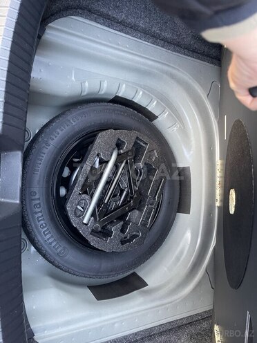 Volkswagen Jetta 2019, 85,000 km - 1.4 l - Bakı