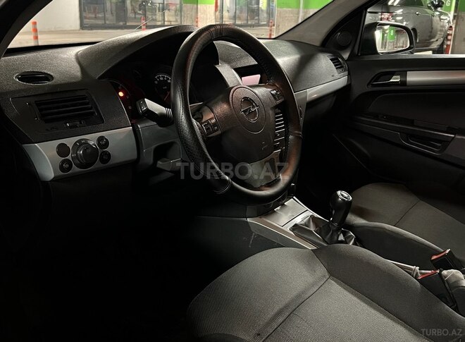 Opel Astra 2006, 240,000 km - 1.3 l - Bakı