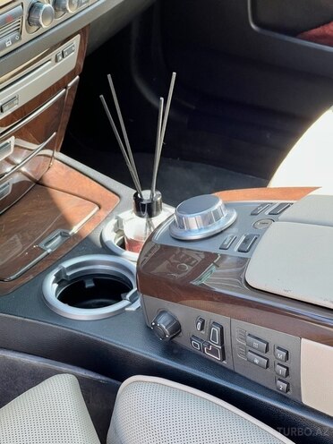 BMW 750 2006, 208,000 km - 4.8 l - Bakı