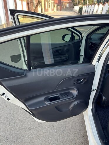 Toyota Aqua 2016, 66,000 km - 1.5 l - Gəncə