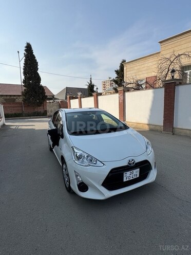 Toyota Aqua 2016, 66,000 km - 1.5 l - Gəncə