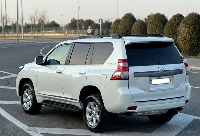 Toyota Land Cruiser Prado 2015, 178,000 km - 2.7 л - Bakı